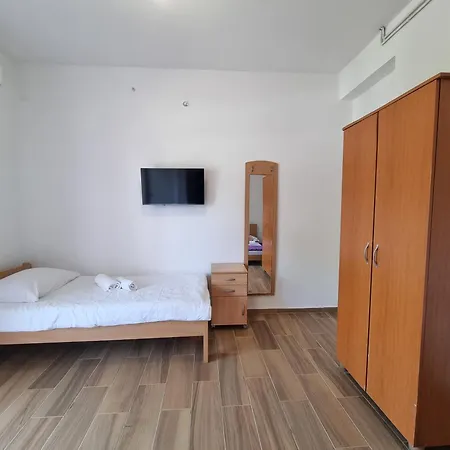 Guest house Slavica Okrug Gornji