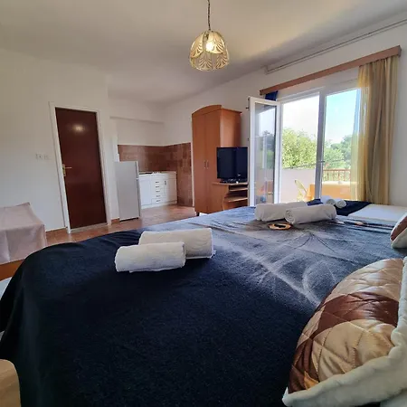 Guest house Slavica Okrug Gornji